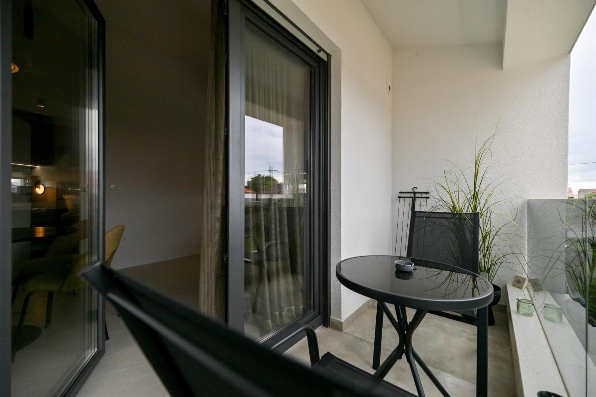 Big Sky Apartmani Задар Екстериор снимка